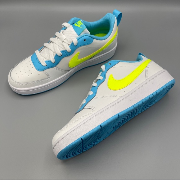 Nike Court Borough Low 2 Big Girl/SUMMIT WHITE/VOLT-BALTIC BLUE - Picture 5 of 17